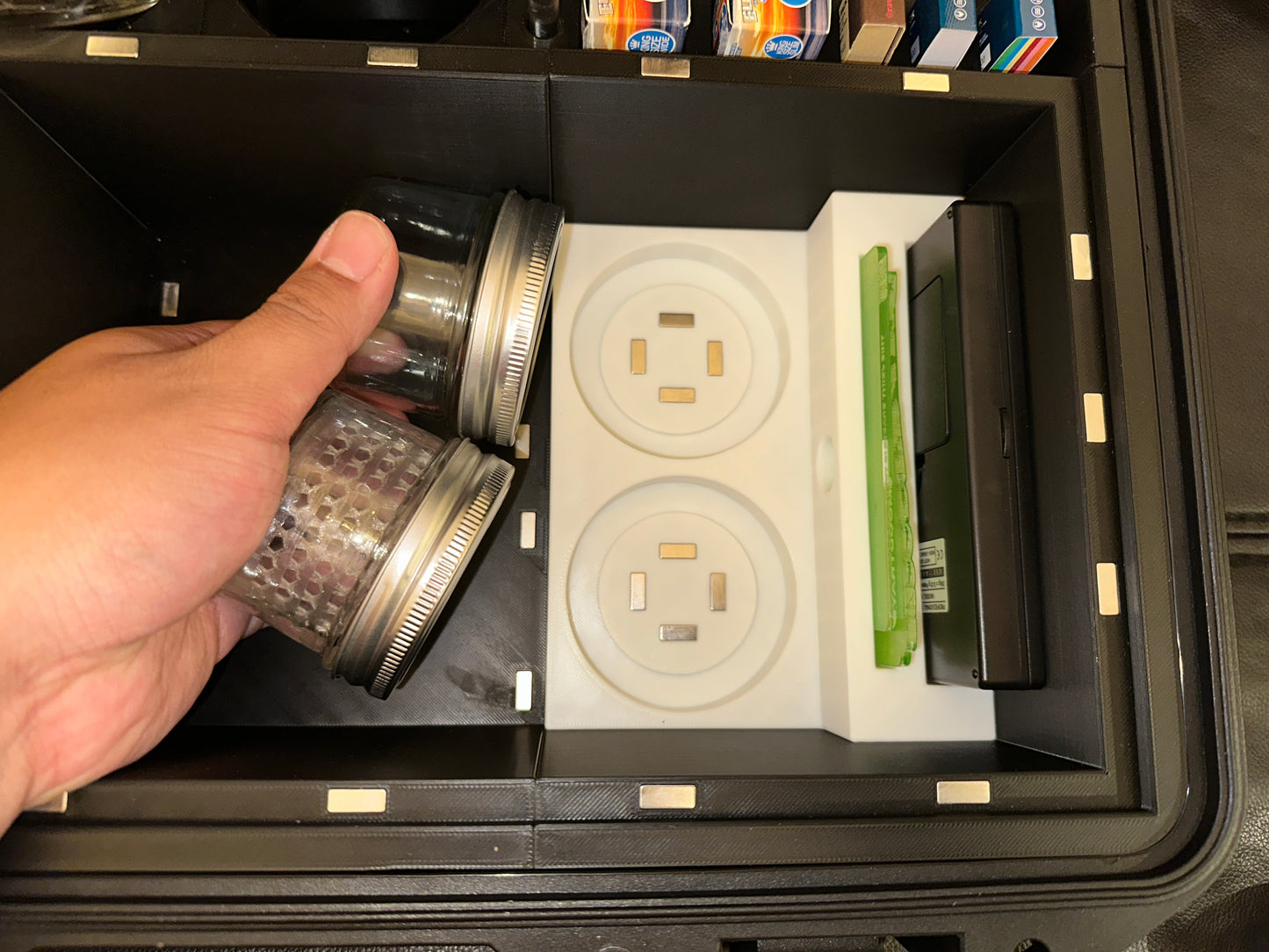 Hard Case Portable Rolling Station