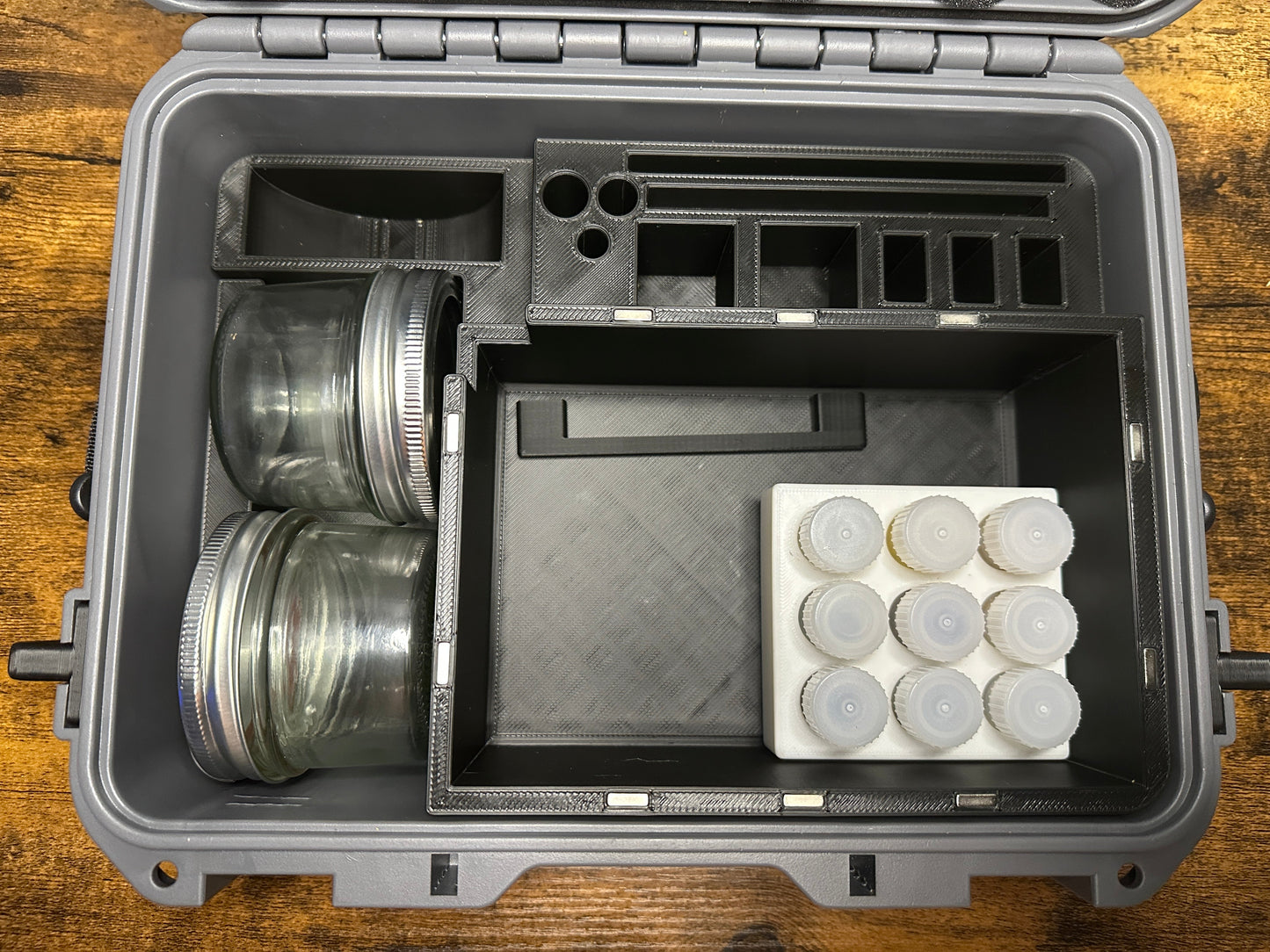 Small Portable Rolling Kit